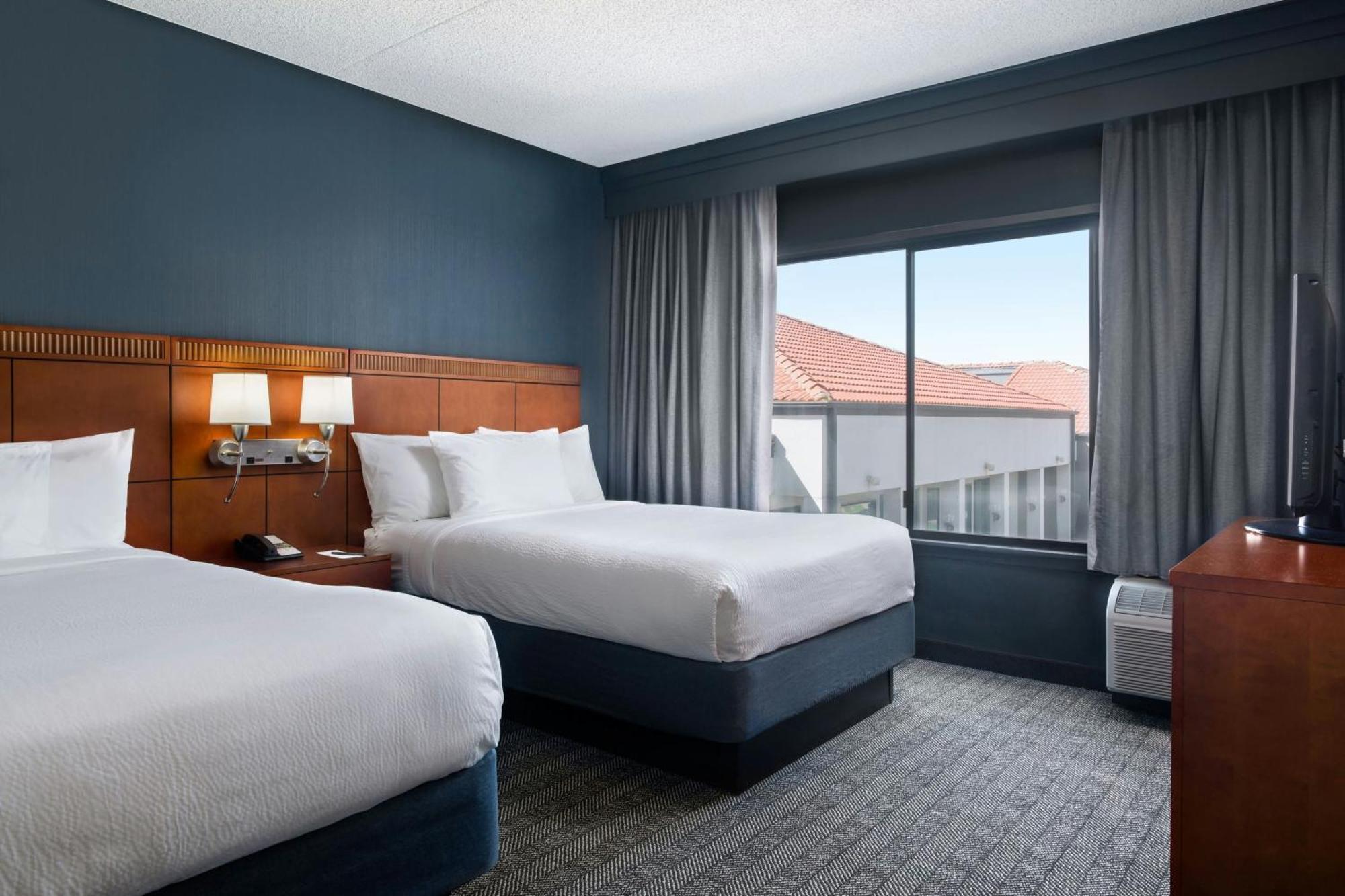 Courtyard By Marriott Phoenix Airport Ngoại thất bức ảnh
