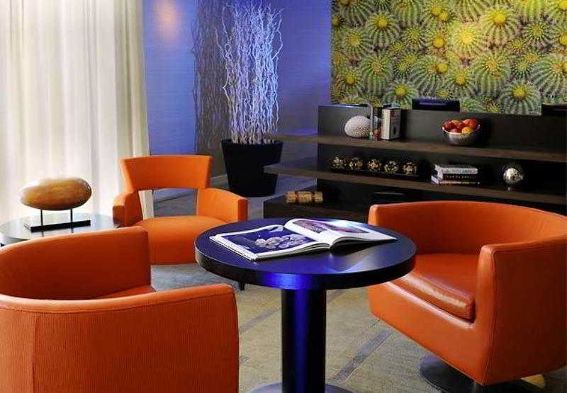 Courtyard By Marriott Phoenix Airport Ngoại thất bức ảnh