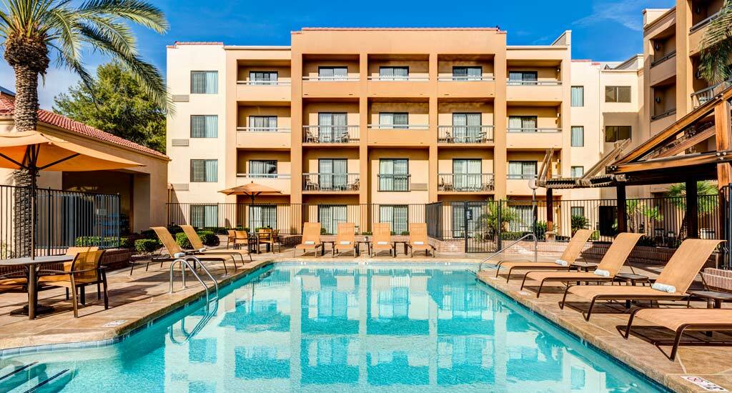 Courtyard By Marriott Phoenix Airport Ngoại thất bức ảnh